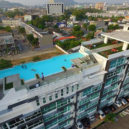 Modern Thai Suites Phuket Exterior photo
