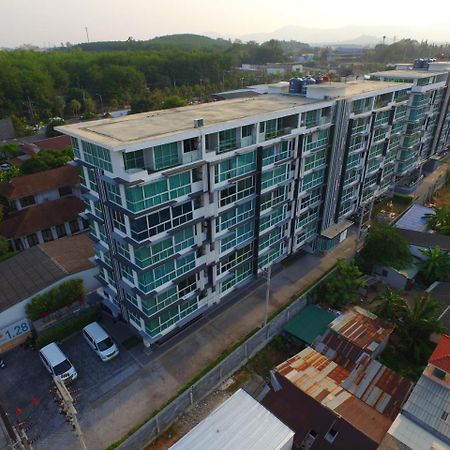 Modern Thai Suites Phuket Exterior photo