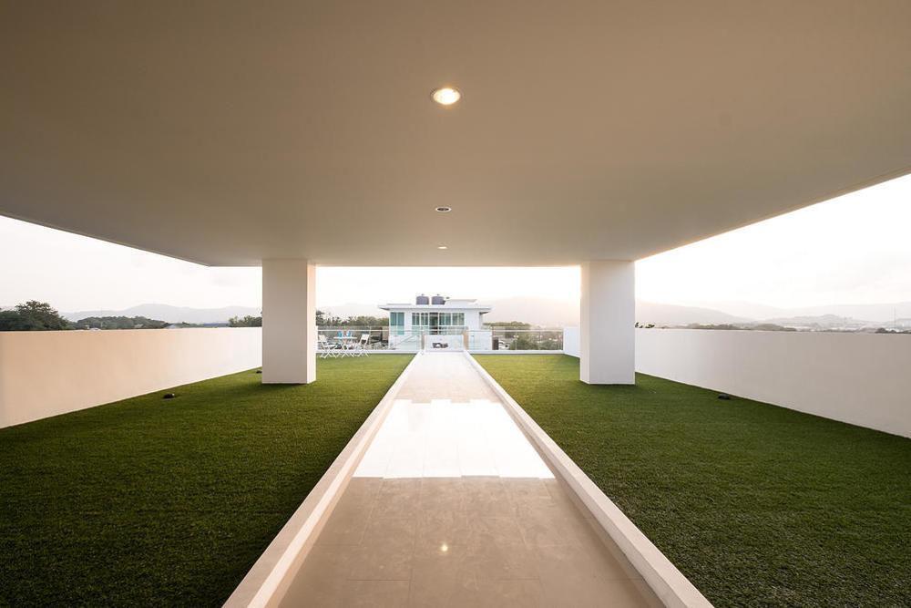 Modern Thai Suites Phuket Exterior photo